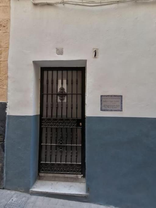 Cdz - Suarez De Salazar 2, Cozy In Apartment